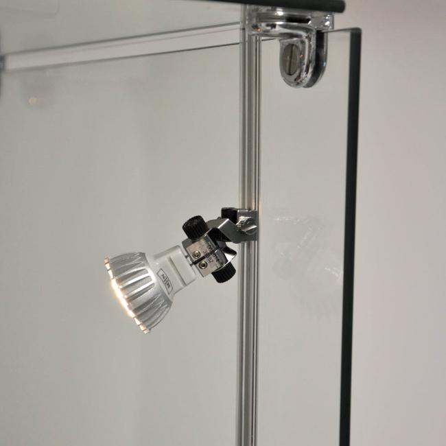 Bricoler un éclairage LED pour une vitrine - Les Makers 